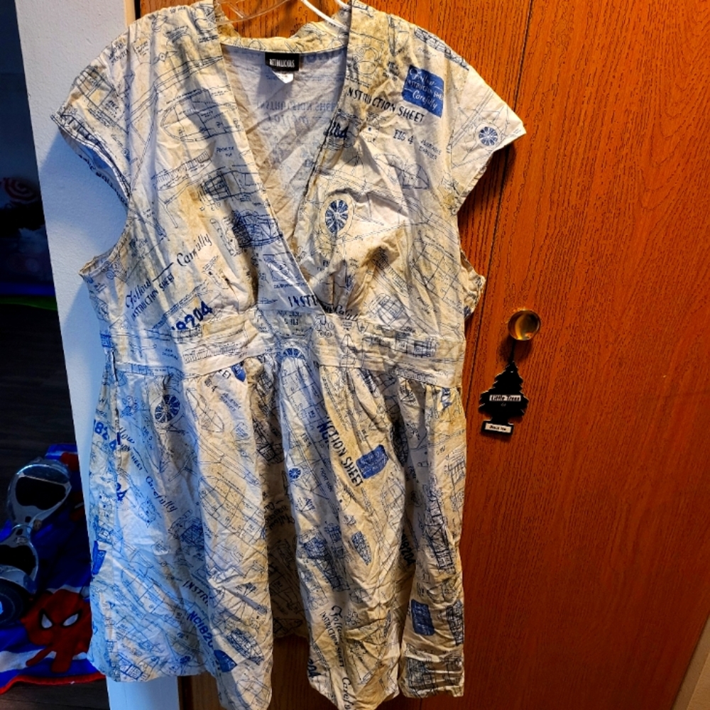 Retrolicious 4x planes and parts dress